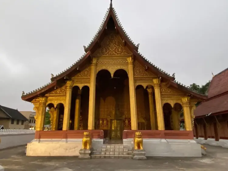 Private Full-Day Luang Prabang City Tour Highlights