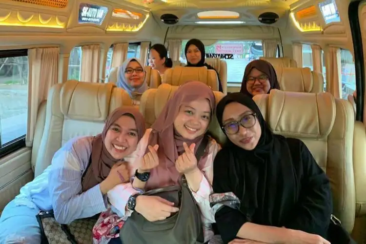 Private Departure Transfer From Singapore Hotel to Airport or Port Quickly