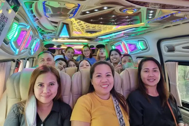 Private Arrival Transfer From Singapore Airport or Port to Hotel Fast