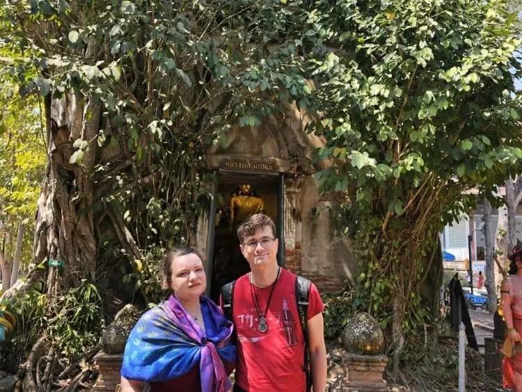 Private Maeklong Railway and Floating Market Highlight Tour