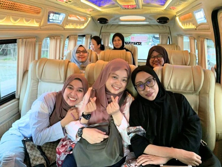 Private Singapore Hotel Transfer from Airport or Port