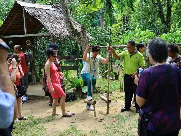 Monsopiad Cultural Village Visit with Private Transfer from Kota Kinabalu